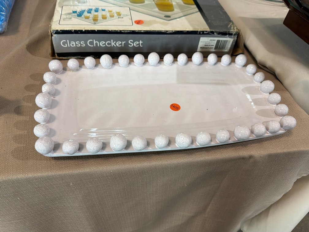 MUD PIE SERVING TRAY