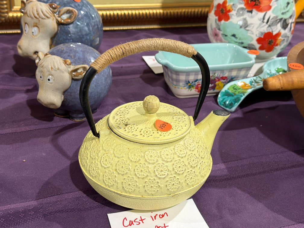CAST IRON TEAPOT JAPAN
