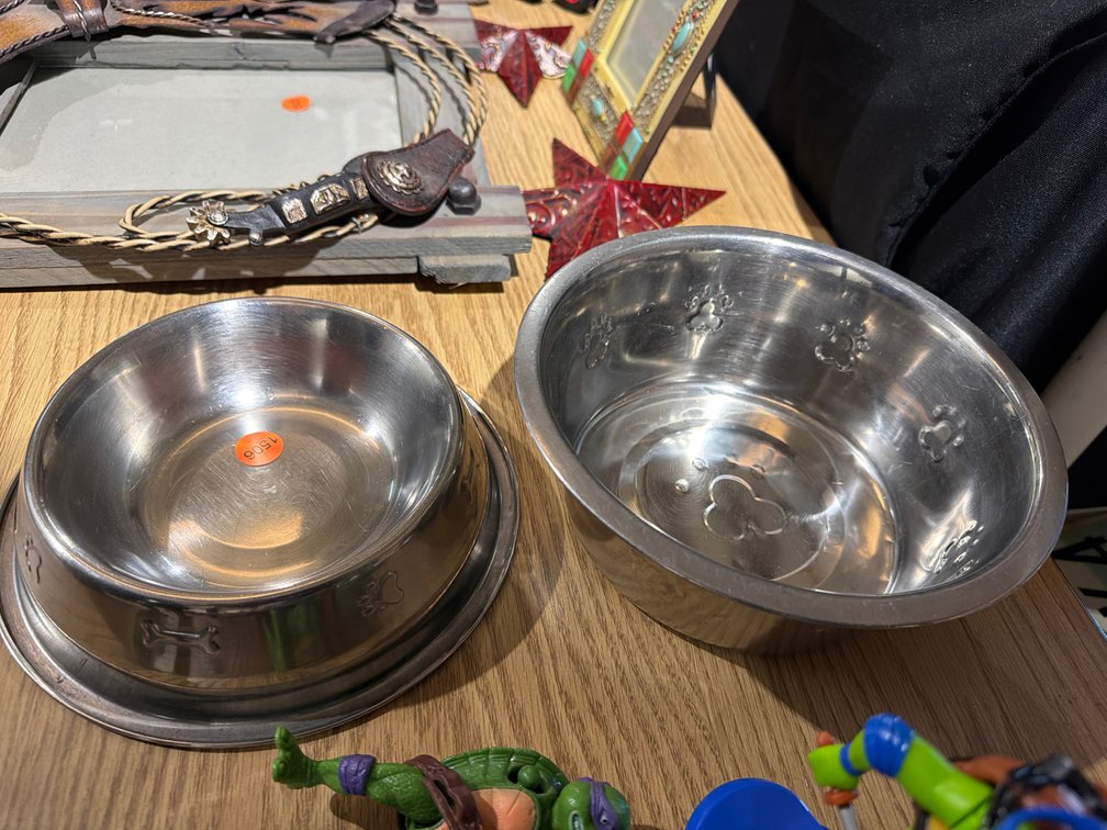 DOG BOWLS