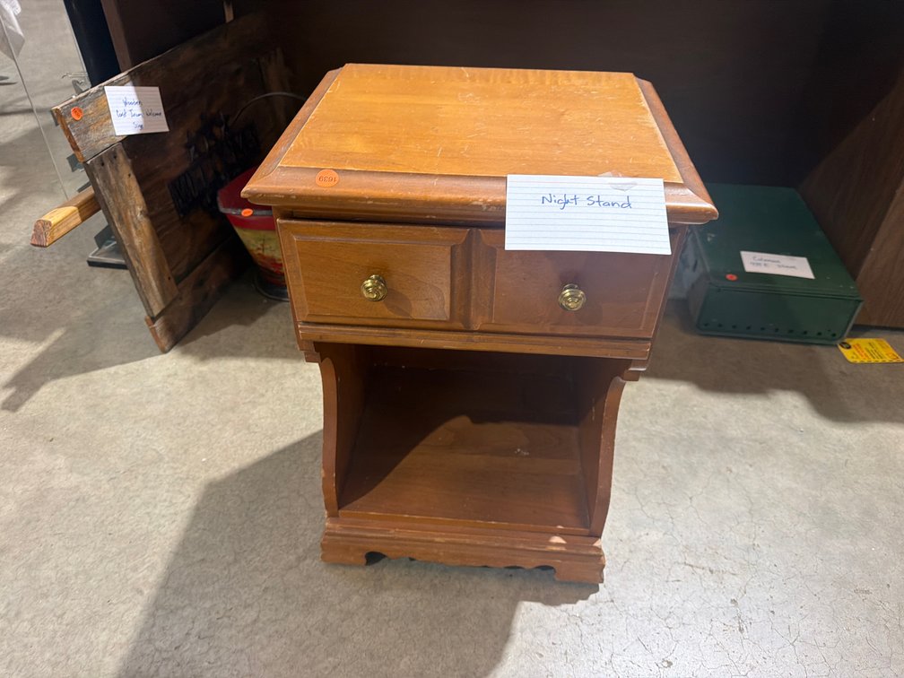 NIGHTSTAND
