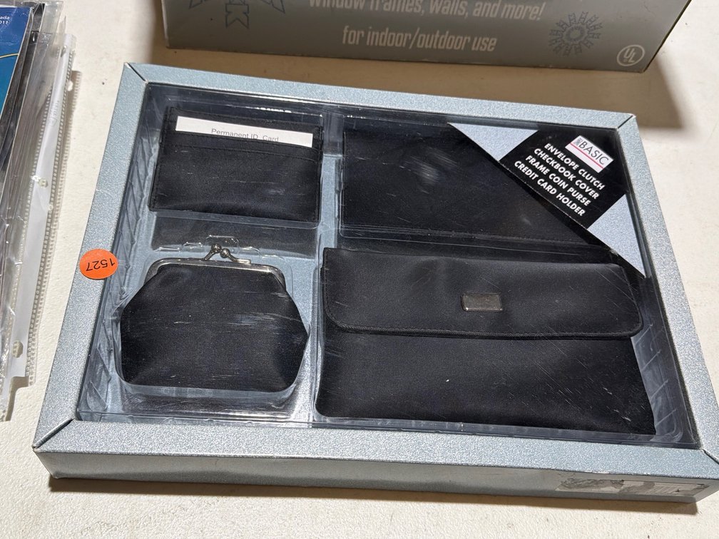 ENVELOPE CLUTCH, CHECKBOOK COVER, FRAME COIN PURSE, CREDIT CARD HOLDER
