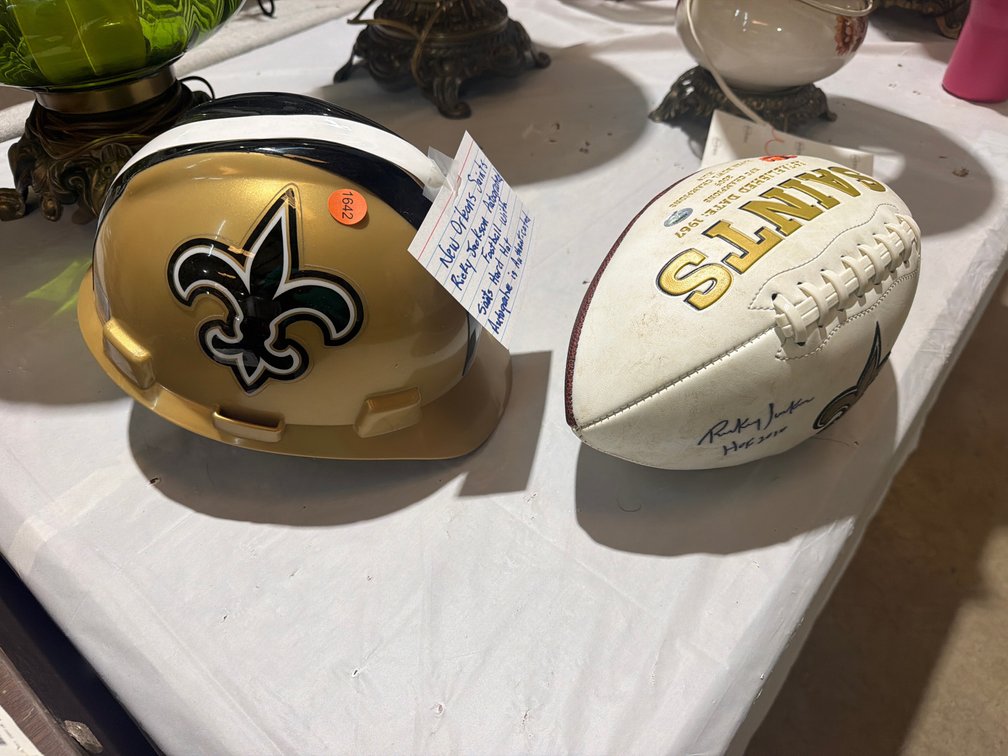 NEW ORLEANS SAINTS RICKY JACKSON AUTOGRAPH FOOTBALL WITH SAINTS HARD HAT