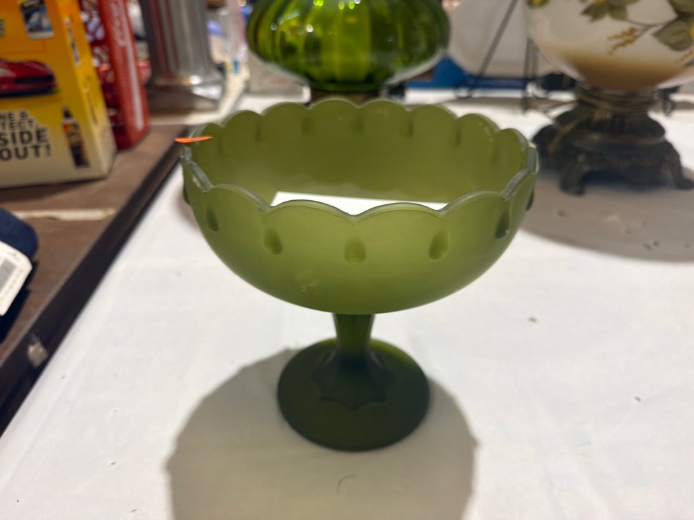AVOCADO GREEN VINTAGE INDIANA GLASS BOWL