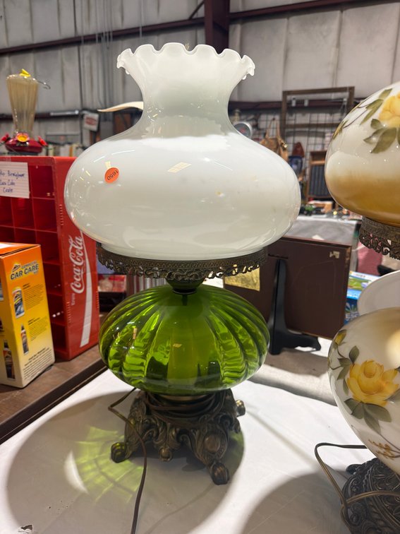 VINTAGE LAMP
