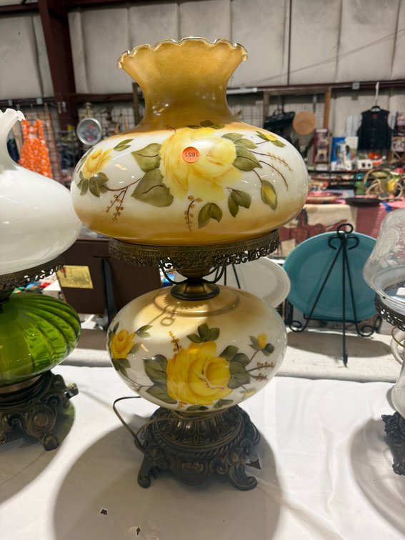 VINTAGE LAMP