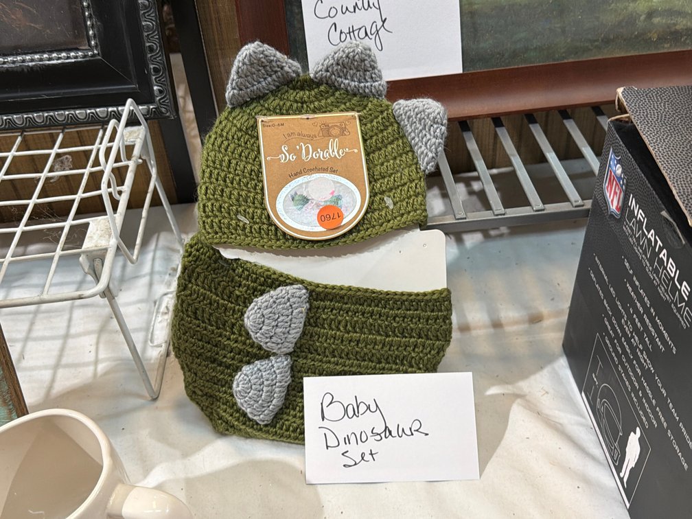 BABY DINOSAUR SET