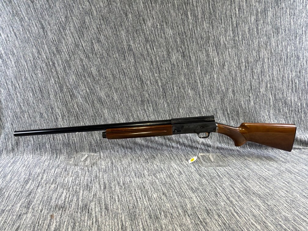 BROWNING LIGHT TWELVE 12 GA SEMI SHOTGUN TRANS#4557