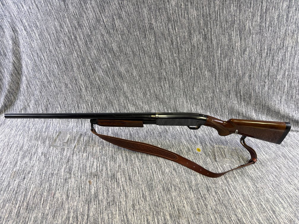 BROWNING FIELD MODEL 12GA PUMP SHOTGUN TRANS#4544
