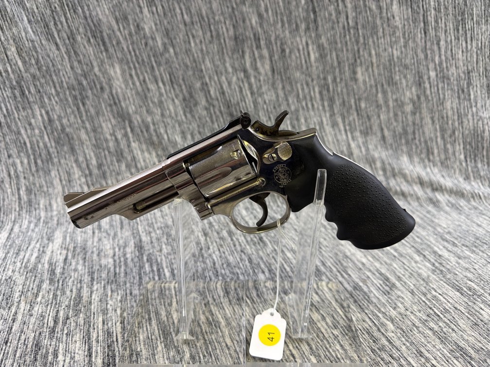 SMITH AND WESSON 19-5 357MAG REVOLVER PISTOLTRANS#4578