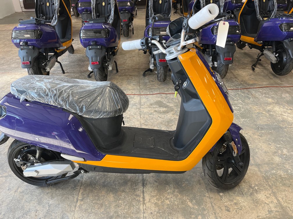 2020 Elyx Electric Scooter 