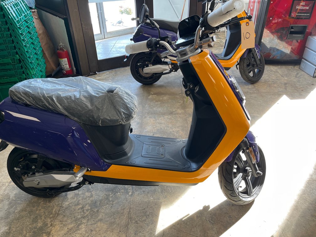 2020 Elyx Electric Scooter 
