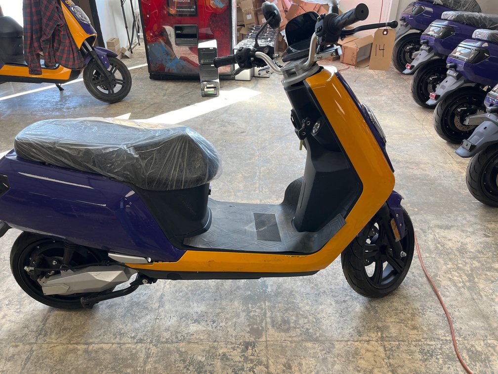 2020 Elyx Electric Scooter 