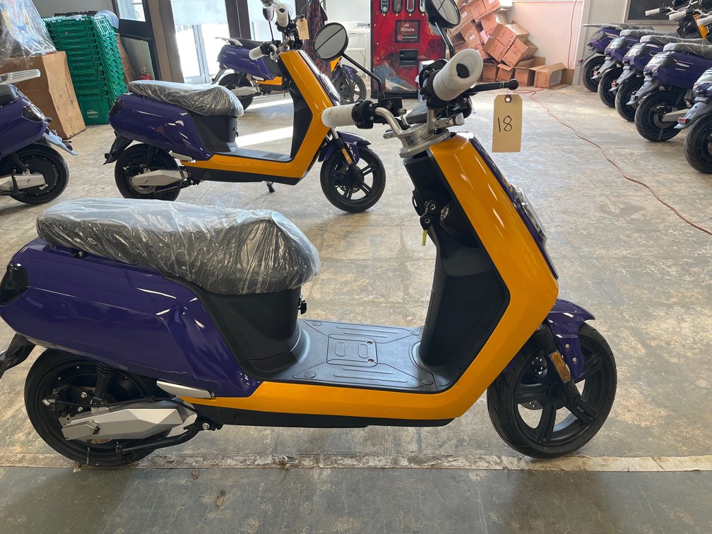 2020 Elyx Electric Scooter 