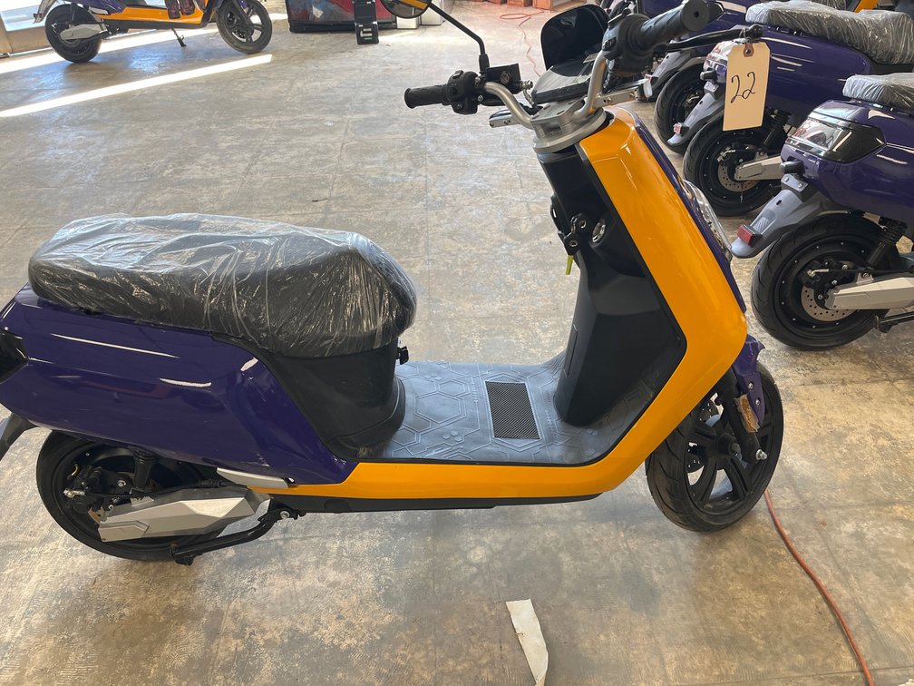 2020 Elyx Electric Scooter 