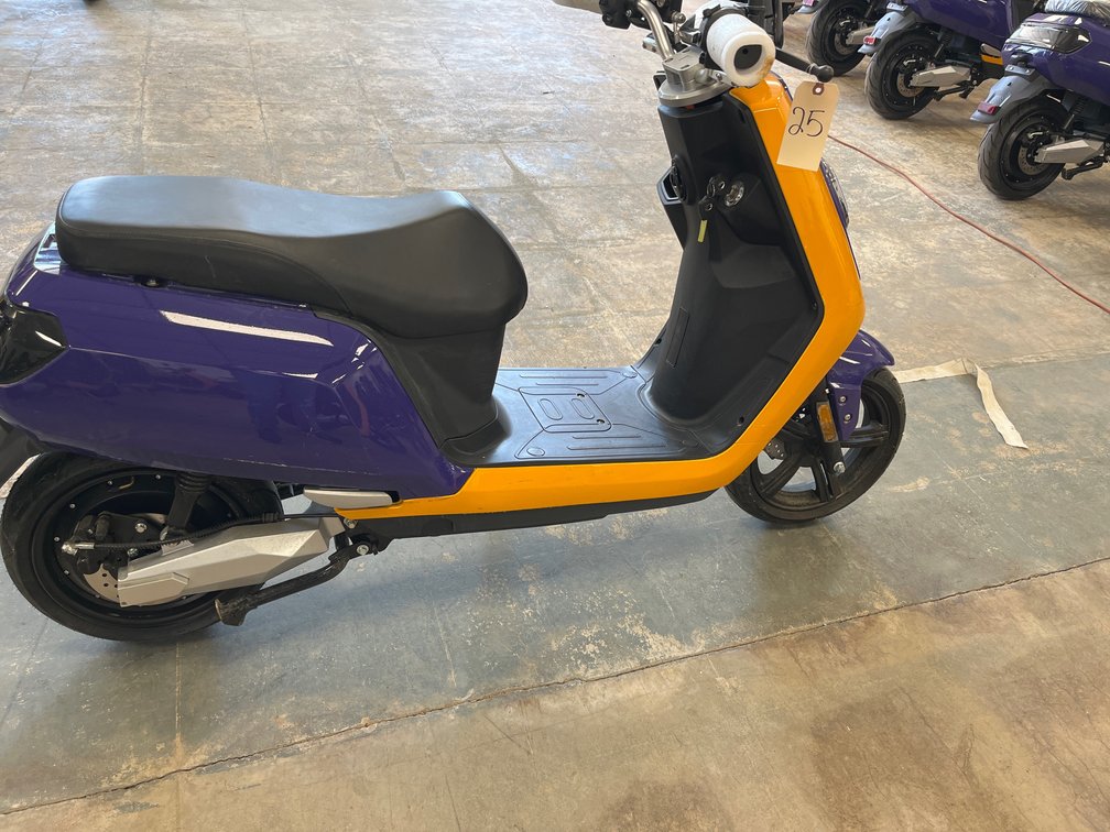 2020 Elyx Electric Scooter 