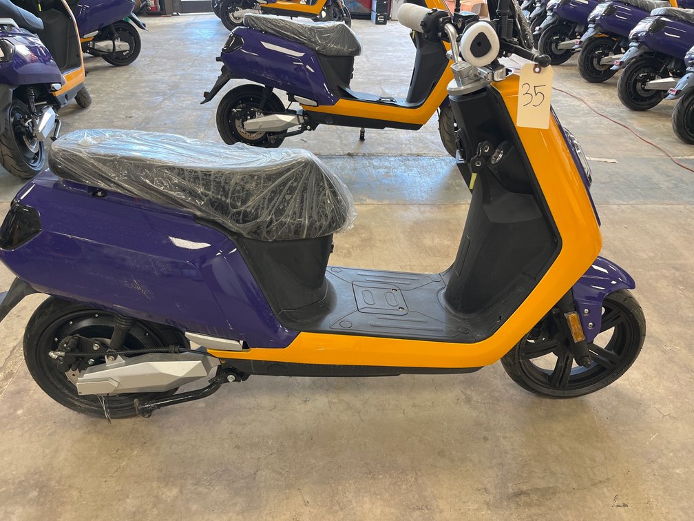 2020 Elyx Electric Scooter 