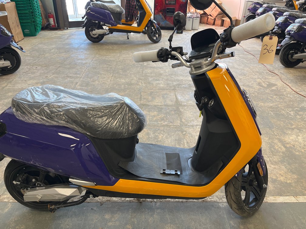 2020 Elyx Electric Scooter 