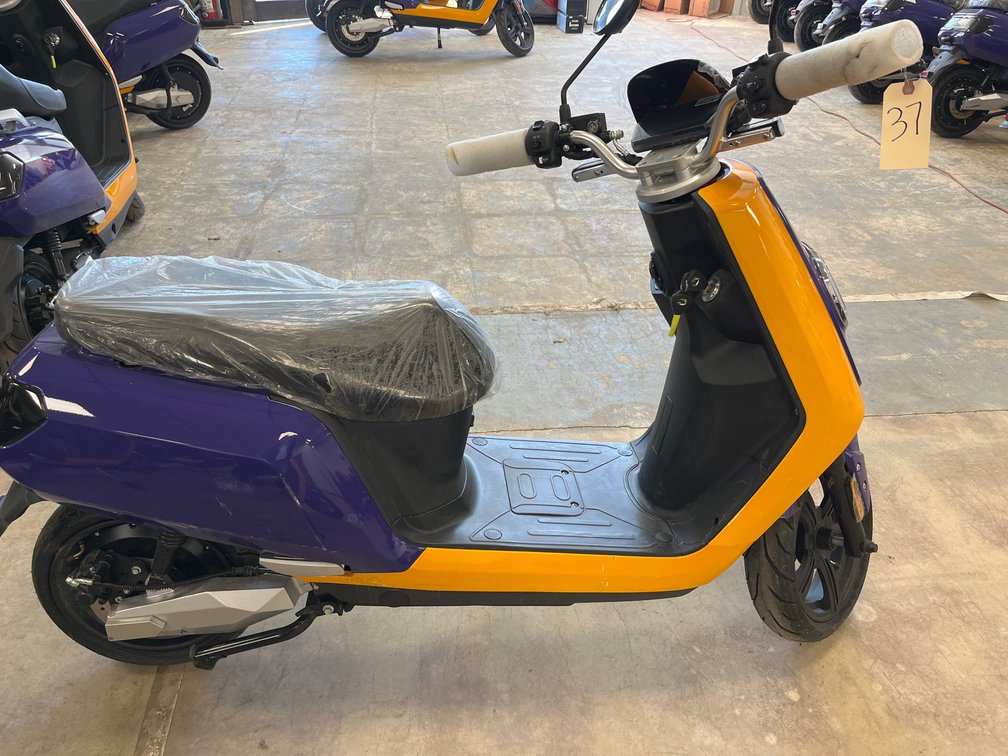 2020 Elyx Electric Scooter 
