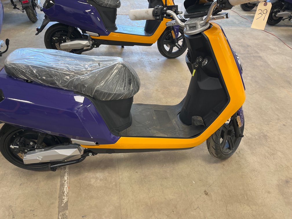 2020 Elyx Electric Scooter 