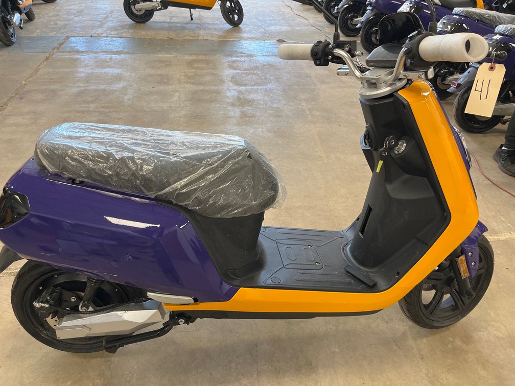 2020 Elyx Electric Scooter 