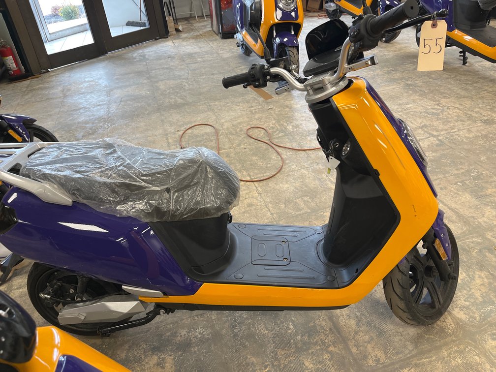 2020 Elyx Electric Scooter 
