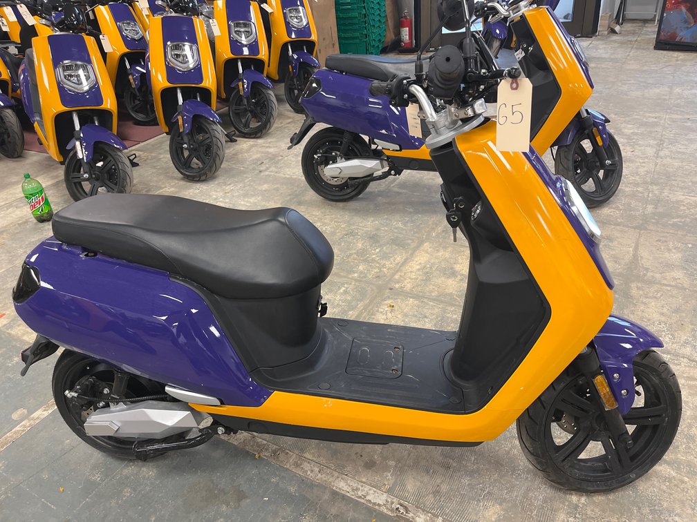 2020 Elyx Electric Scooter 