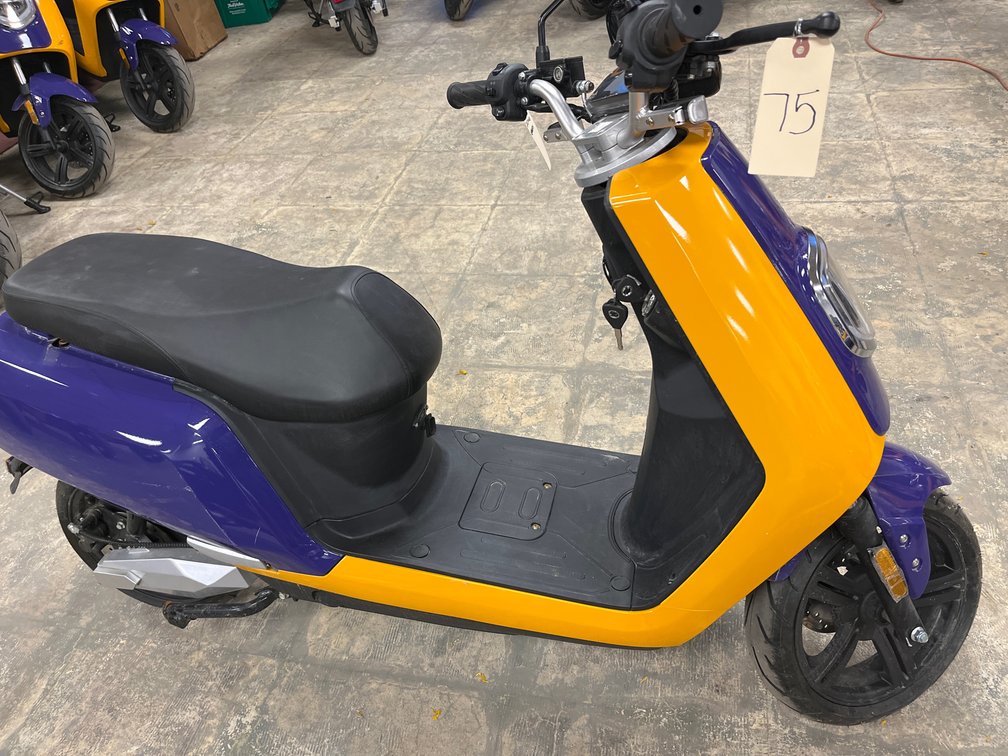 2020 Elyx Electric Scooter 
