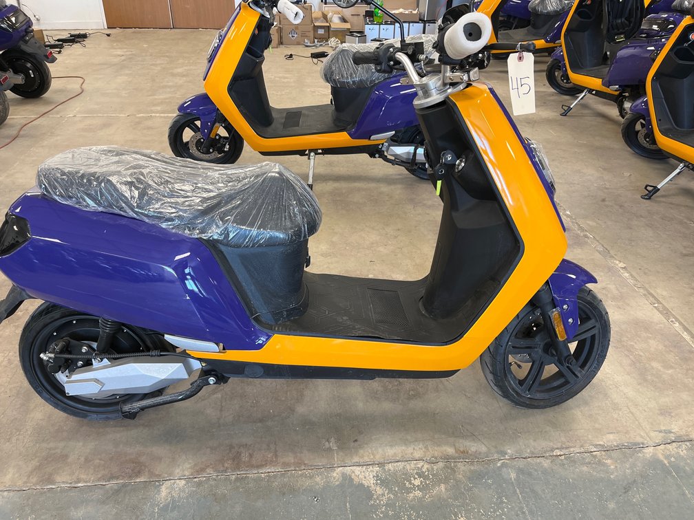 2020 Elyx Electric Scooter 