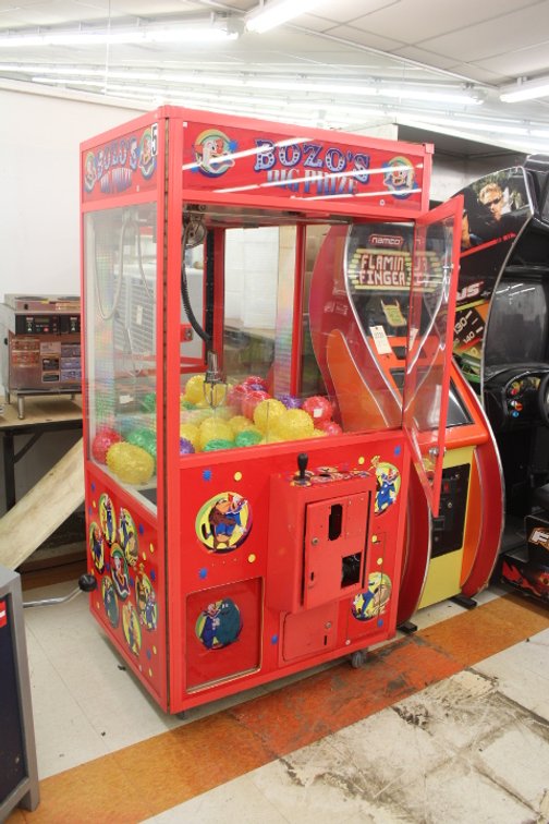Bozo's Big Prize Claw Game 
