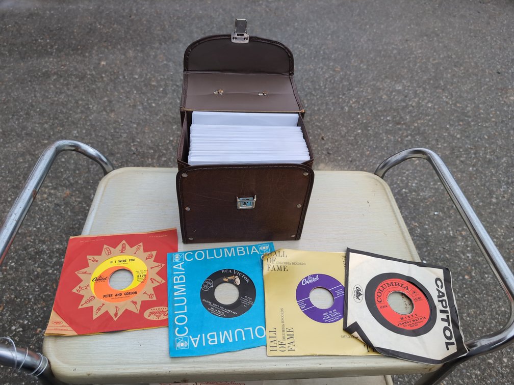 45 Records & Case 