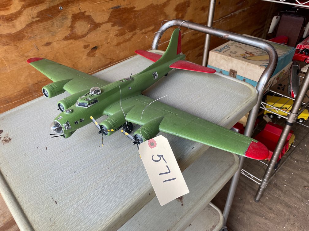 Model Airplane 