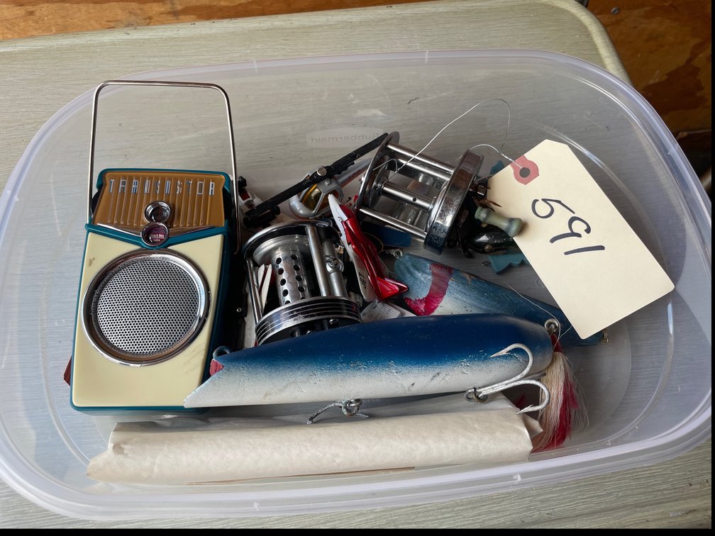 Beach Boy Radio & Fishing Supplies