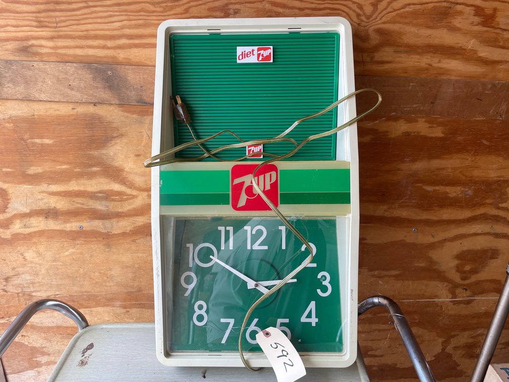 7 Up Clock