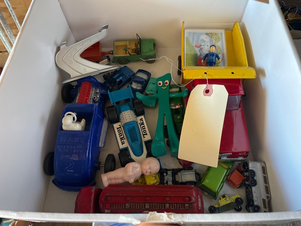 Assorted Cars & Trucks