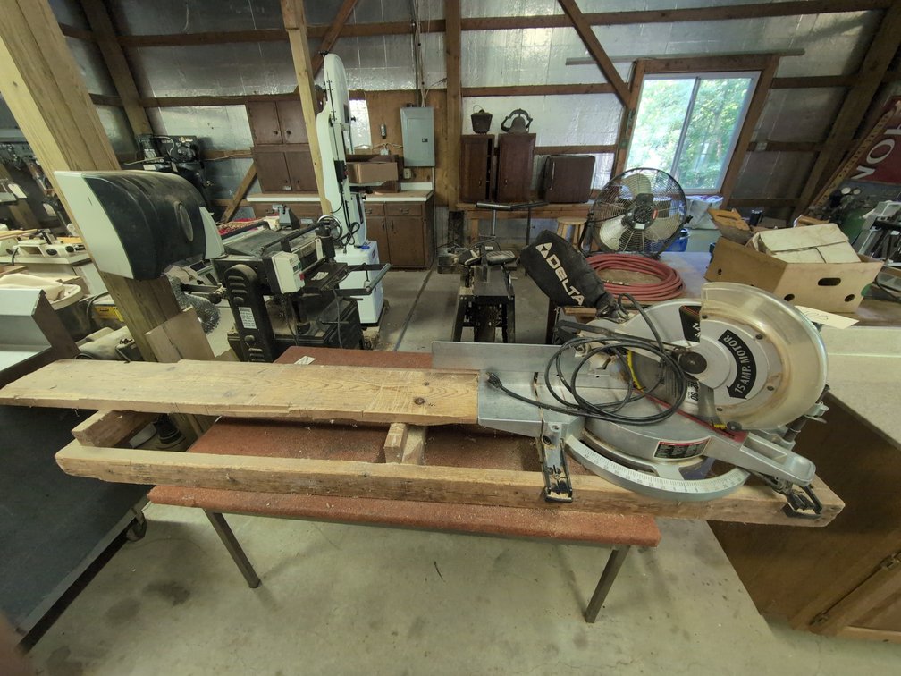 Delta 12" Compound Miter Saw 