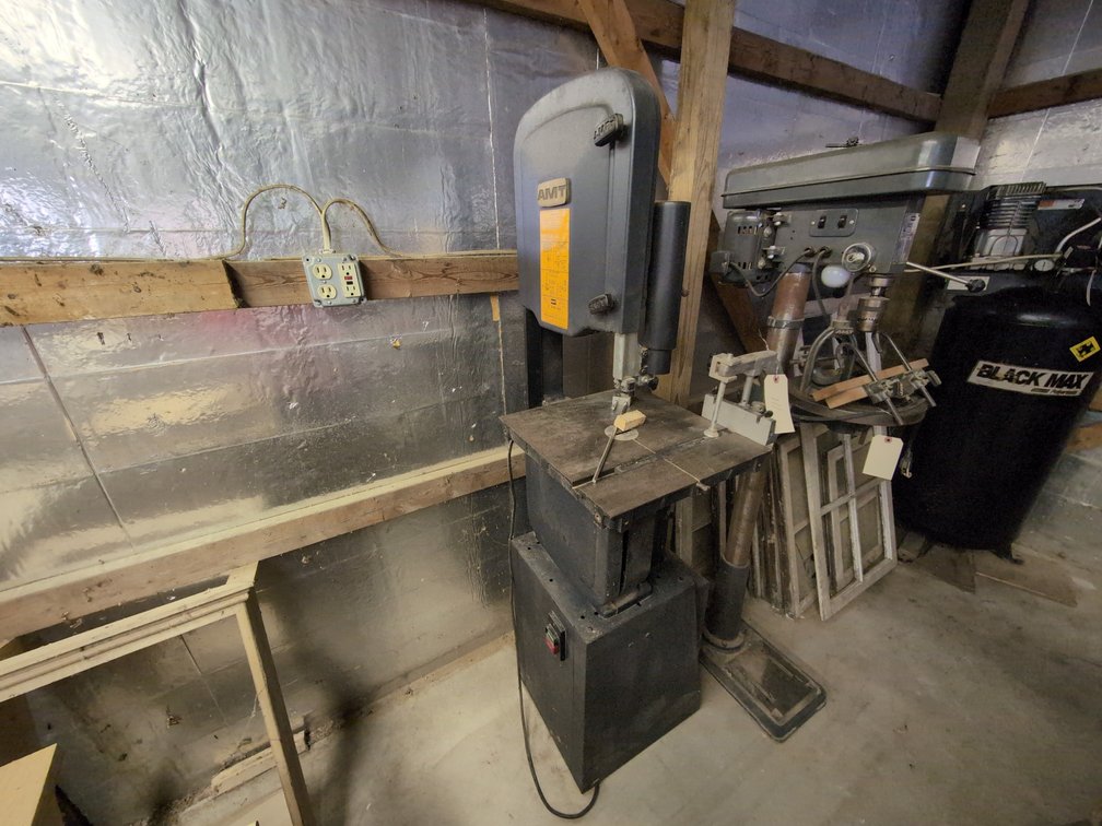 AMT 14" Band Saw