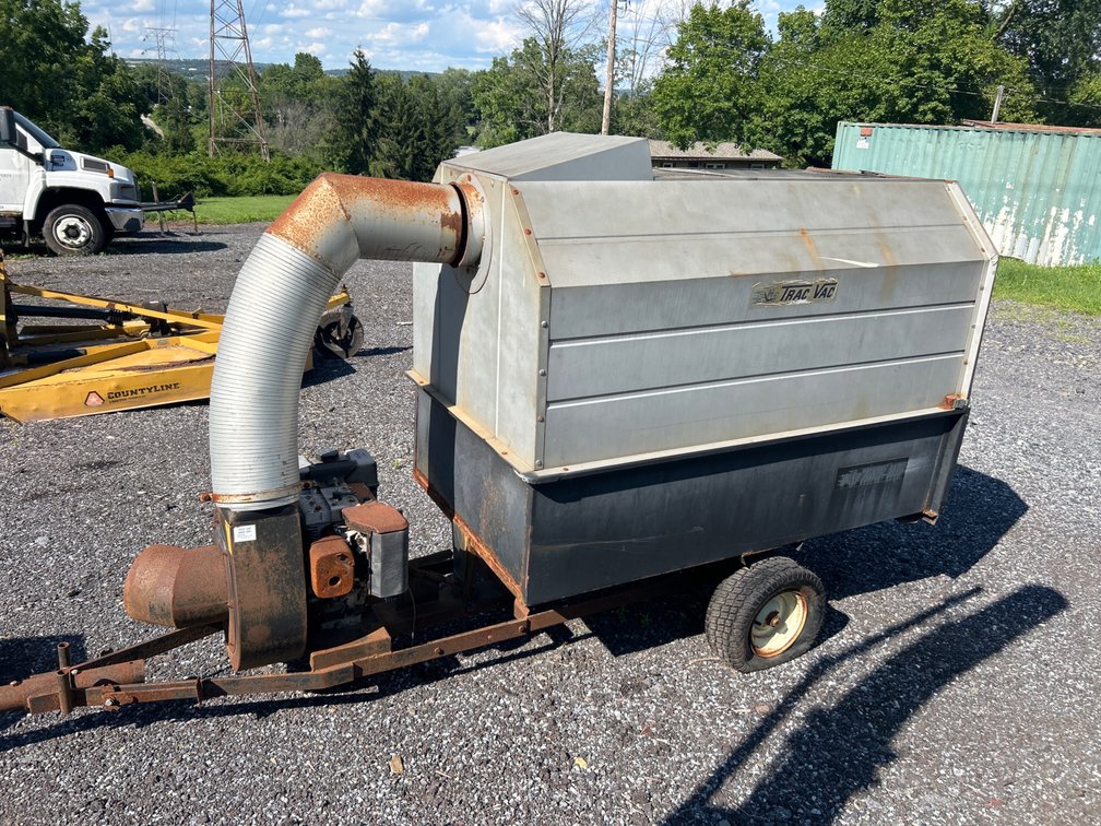Trac Vac Leaf Vacuum