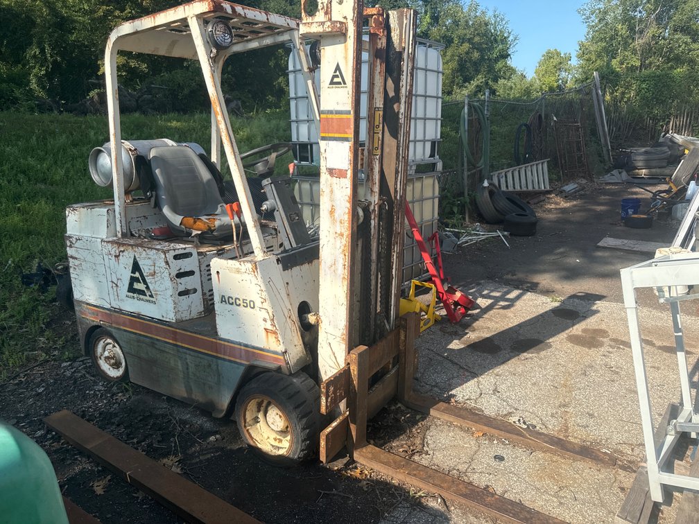 Allis-Chalmers Forklift
