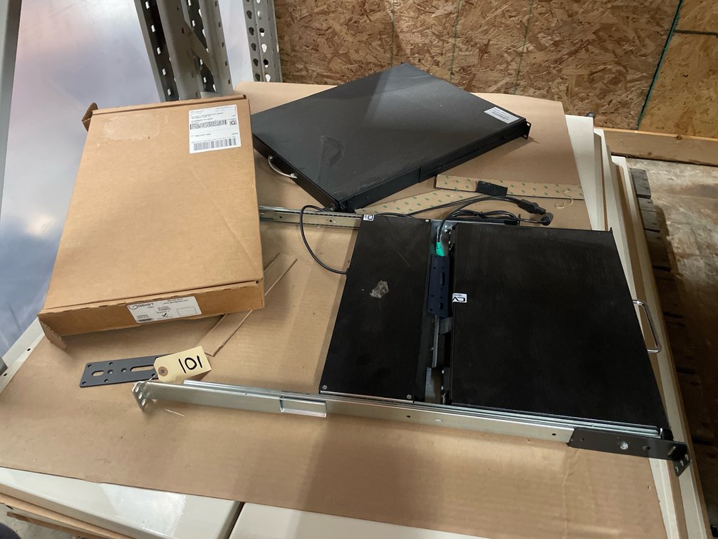 Geist SwitchAir and (2) Rackmount Drawers