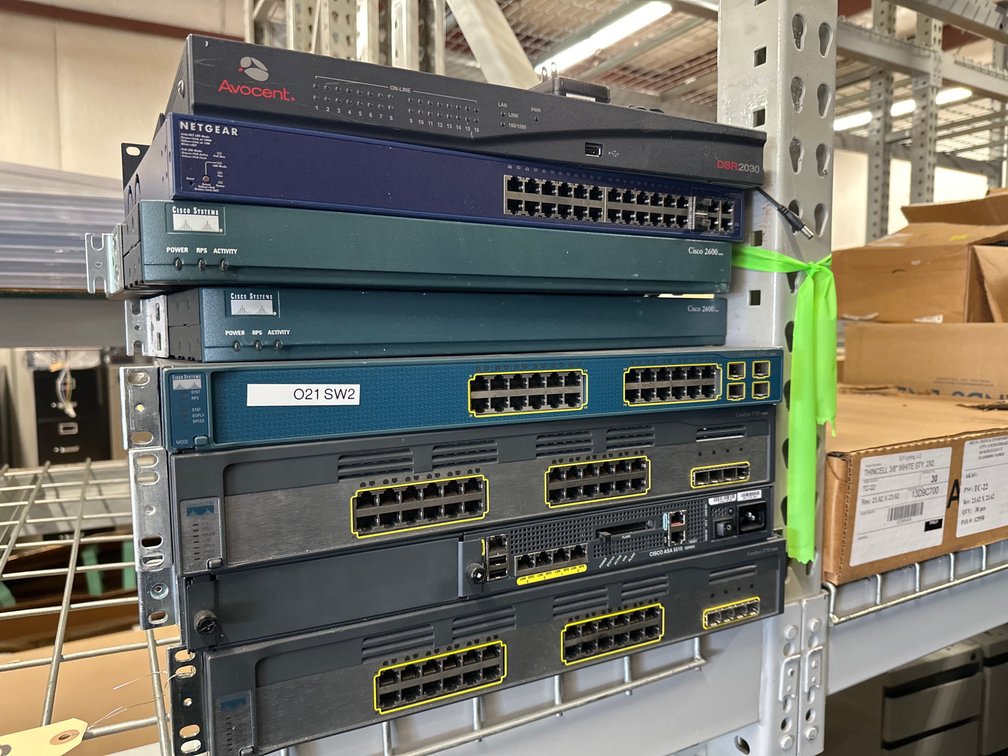 (8) Cisco & Netgear Switches & Routers & Box