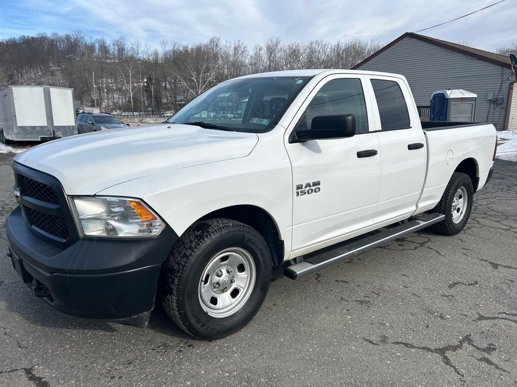 2016 Ram 1500 Tradesman V6 4X4 - 68K miles
