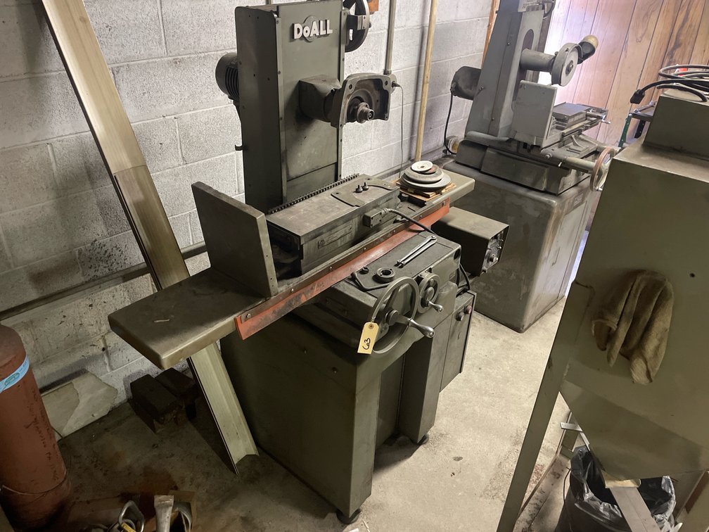 DoAll DH-618 Hydraulic Surface Grinder with Perm. Magnetic Chuck