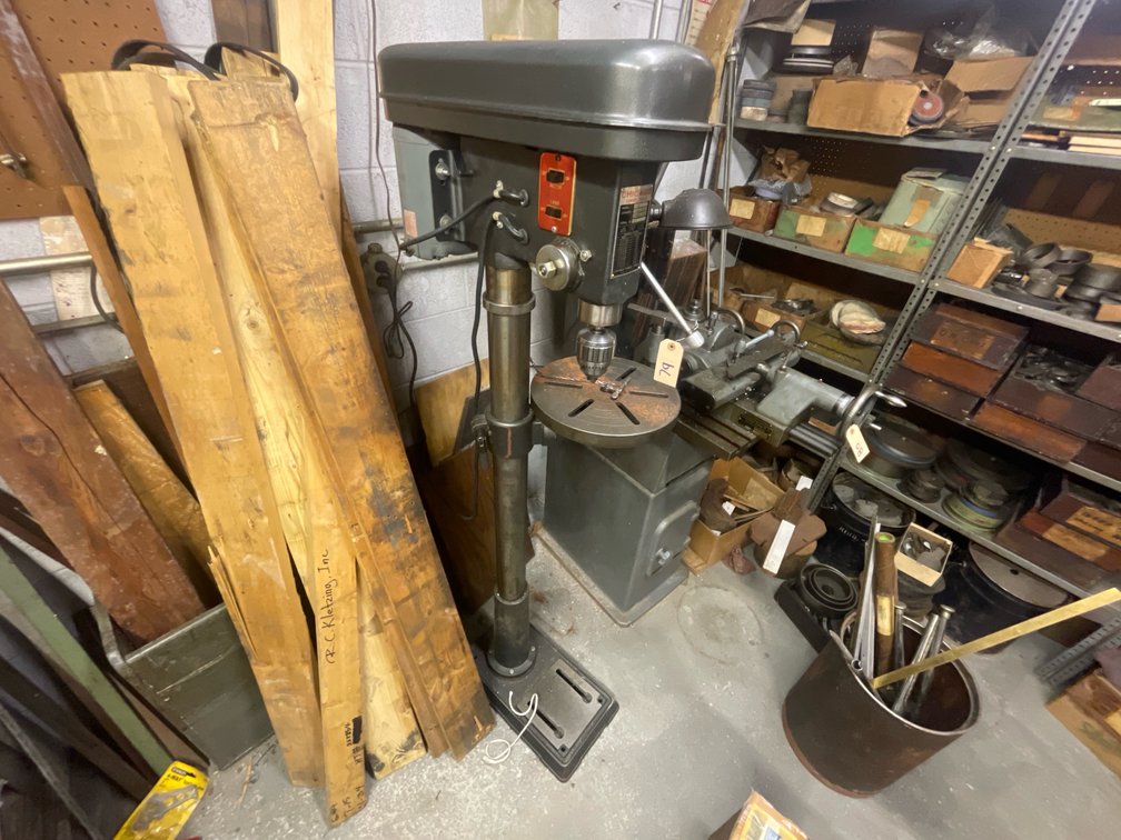 Chicago AI-25 Pedestal Drill Press