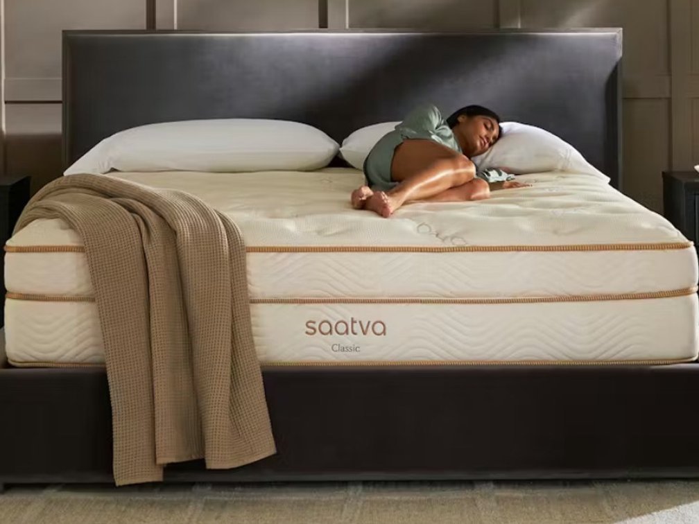 Saatva King Classic Mattress 14.5” Plush Soft