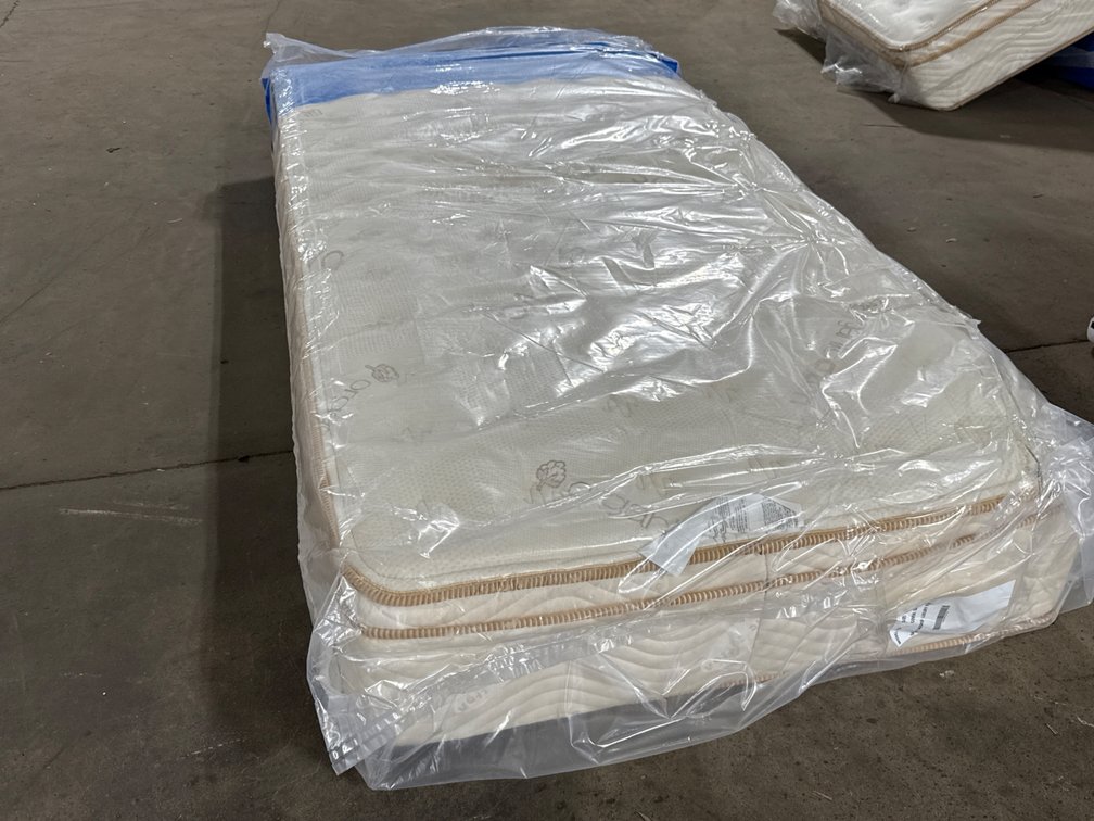 Saatva Twin XL Classic Mattress 11.5” Luxury Firm