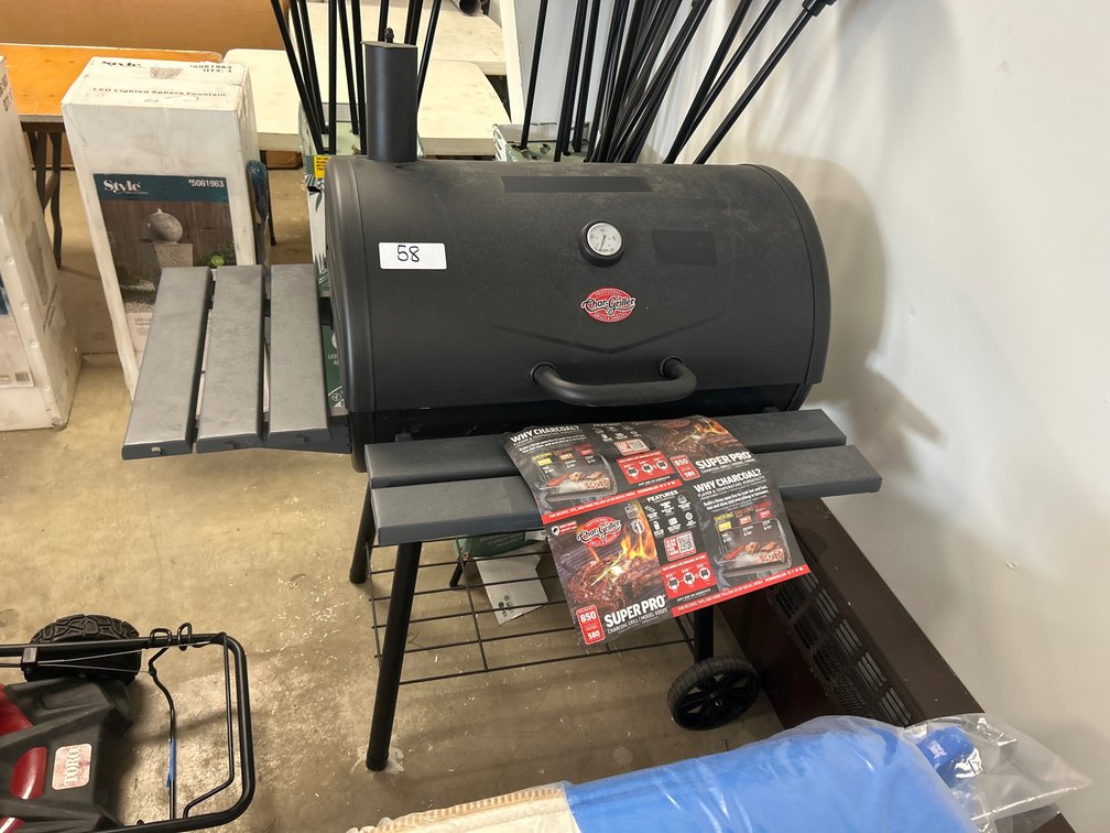 Char-Griller Super Pro Charcoal Grill