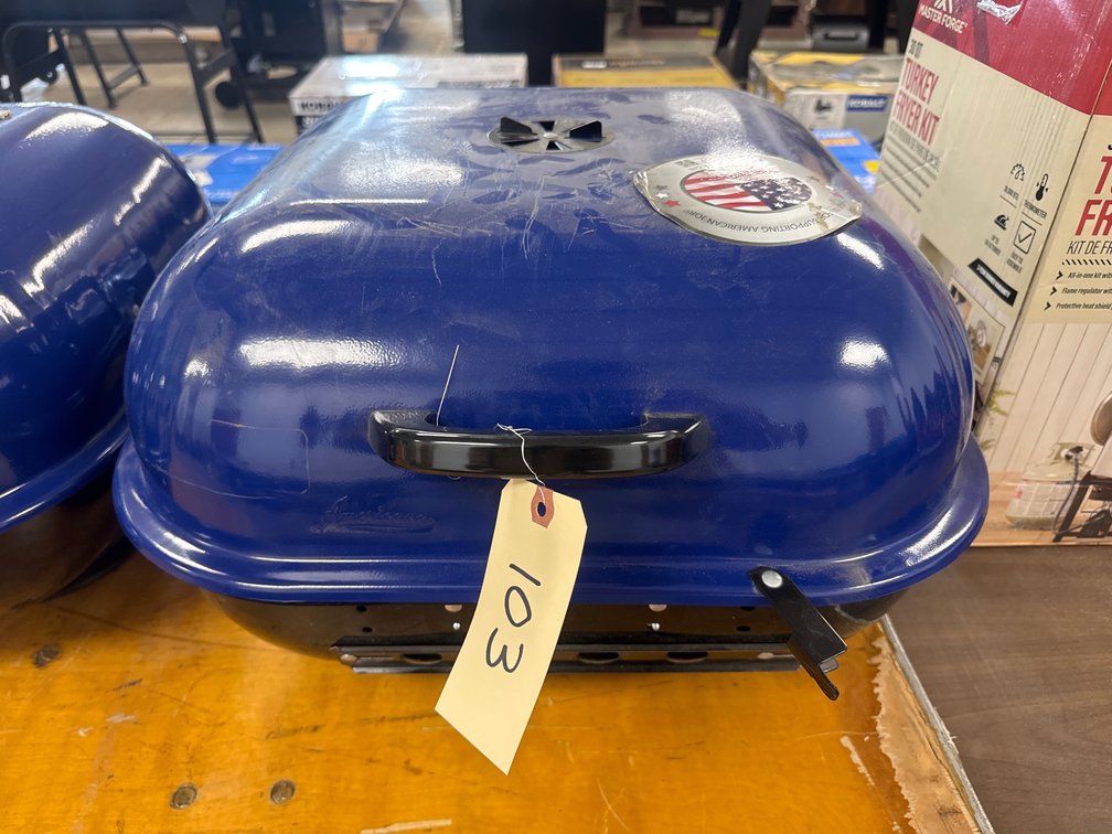 Americana Charcoal Grill