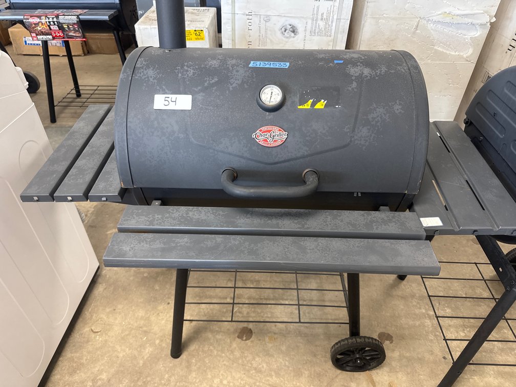 Char-Griller Super Pro Charcoal Grill