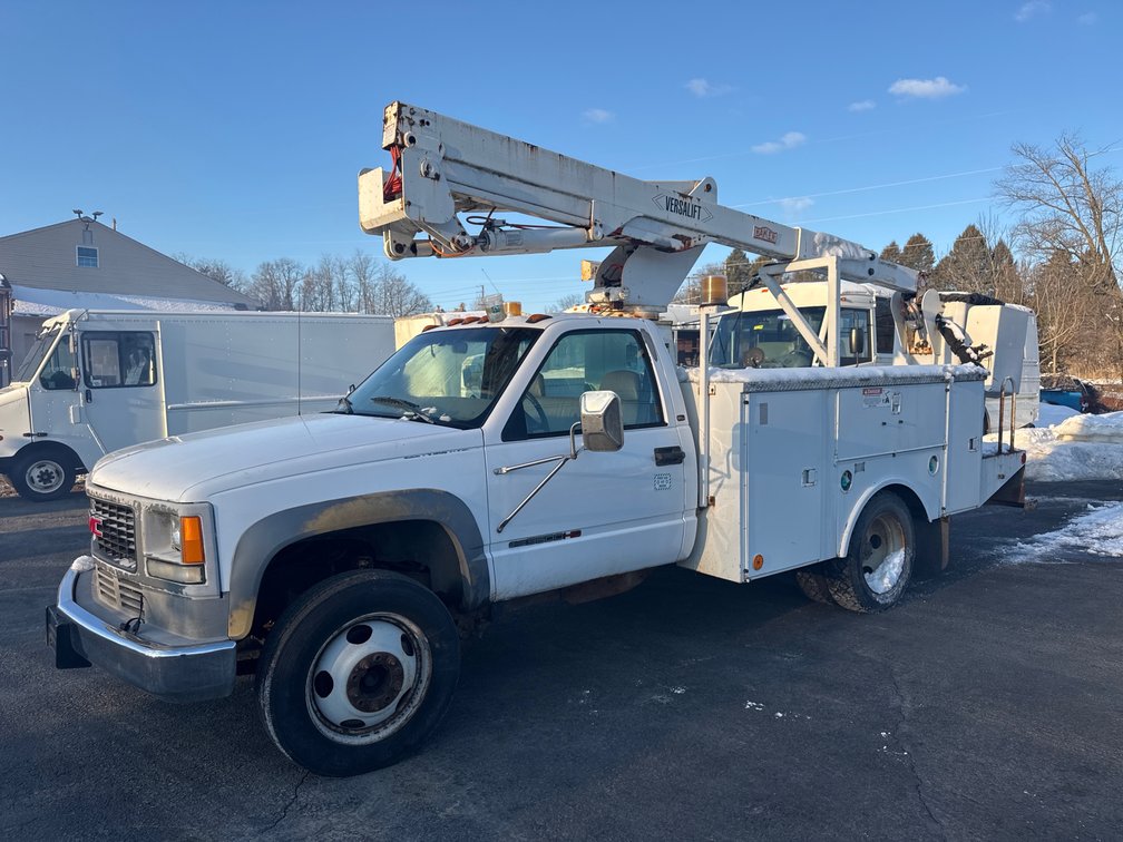 1999 GMC Bucket Truck- Diesel
