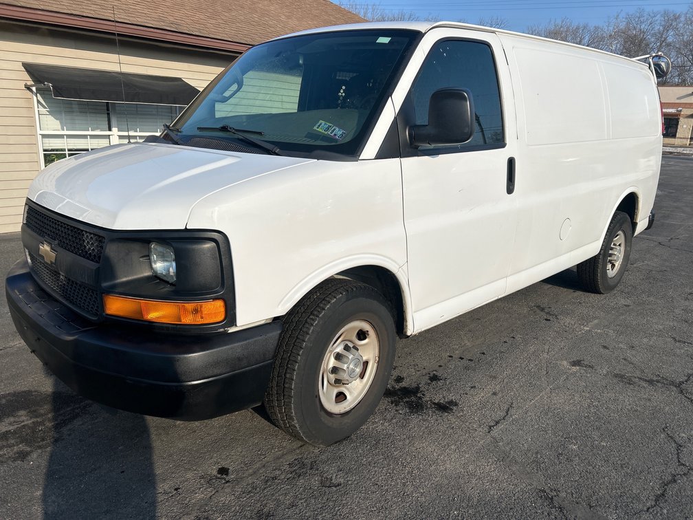 #258616---2016 Chevy Express G2500 Cargo Van (Engine Noise)
